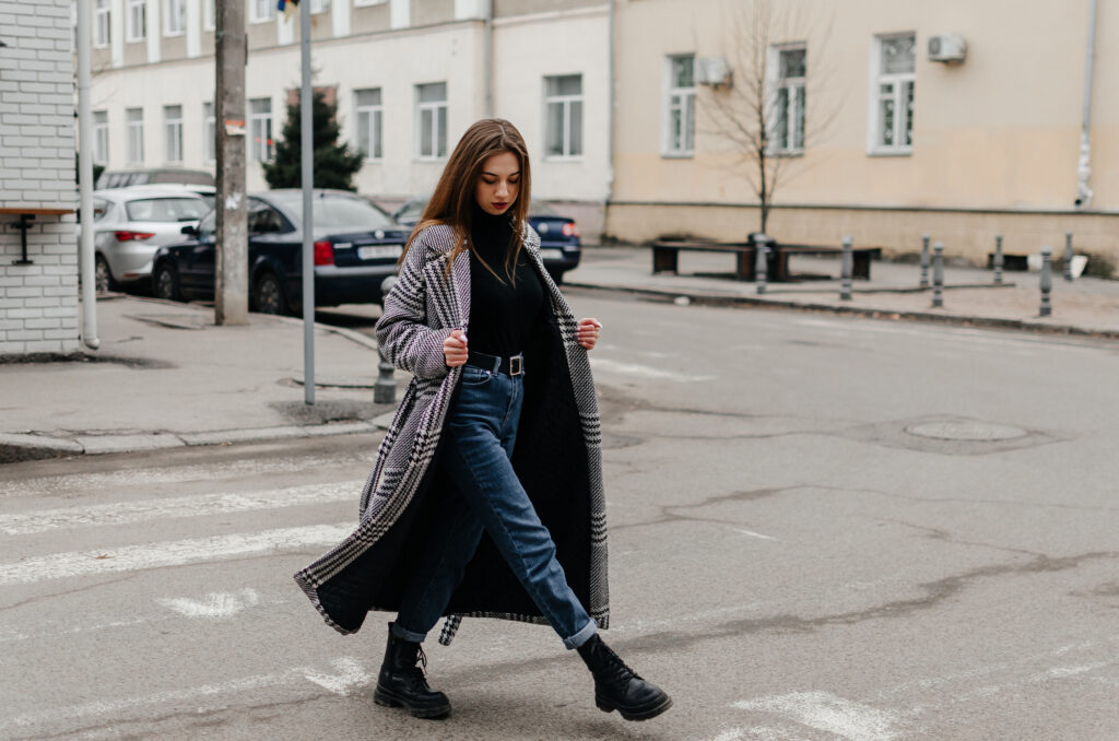 This image has an empty alt attribute; its file name is chic-fashion-2-1024x678.jpeg